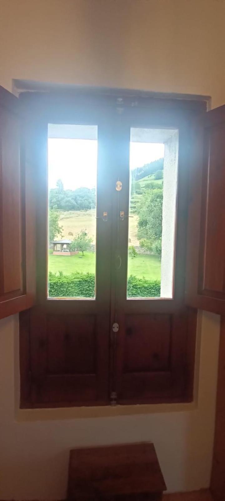 La Flor de Toranzo Vive los Valles Pasiegos Prases Exterior foto